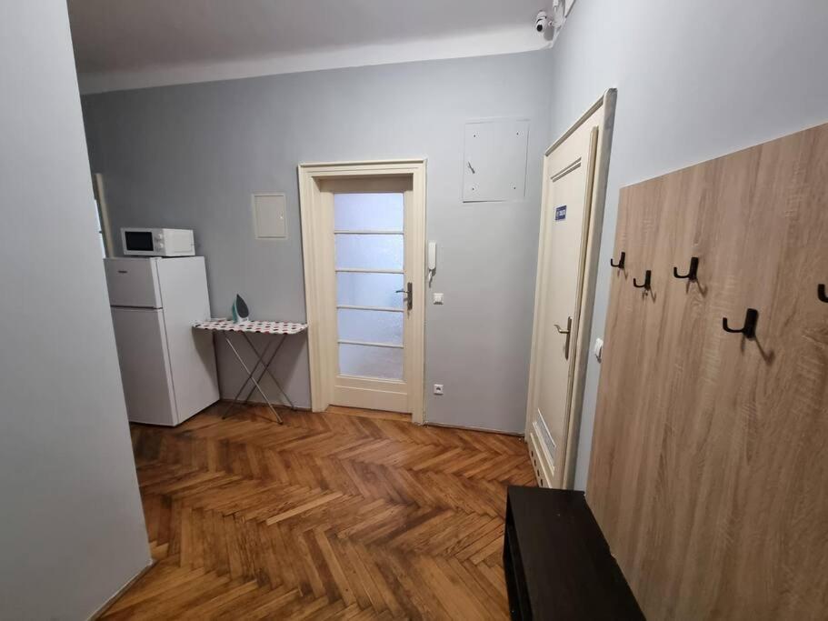 Fantastic Krk - Kr6 Room F Krakau Exterior foto